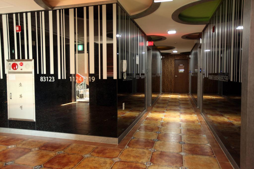 בוסאן The Design Motel מראה חיצוני תמונה
