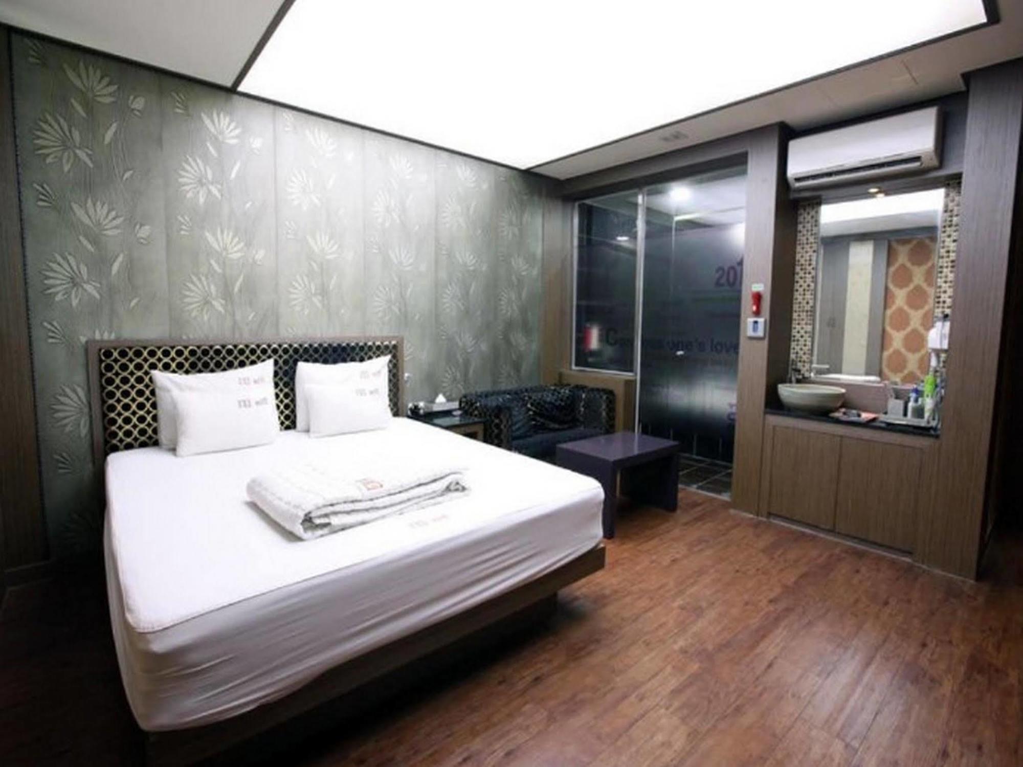 בוסאן The Design Motel מראה חיצוני תמונה